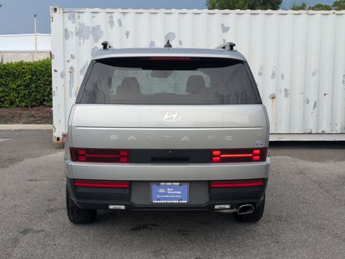 Used 2024 Hyundai Santa Fe SEL FWD image 6