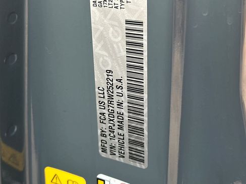 Used 2024 Jeep Wrangler Willys image 29