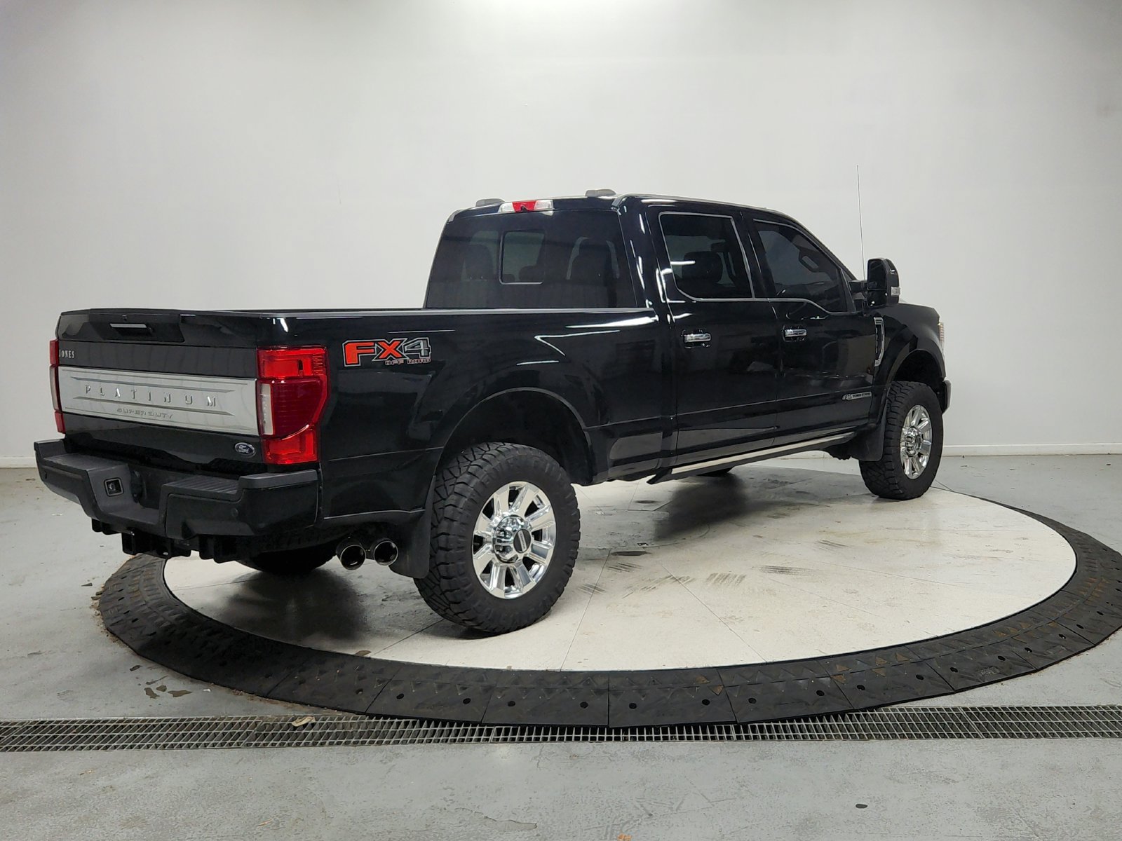Used 2020 Ford F250 Platinum AWD/4WD image 8