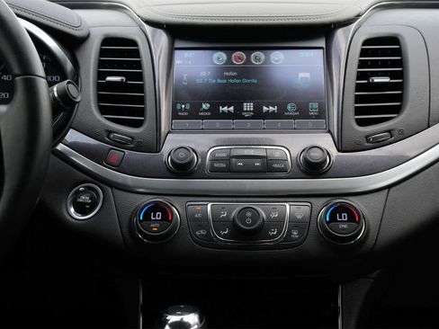 Used 2018 Chevrolet Impala LT image 13
