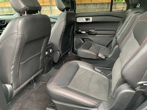 Certified 2022 Ford Explorer ST-Line w/ Class IV Trailer Tow Package AWD/4WD image 20
