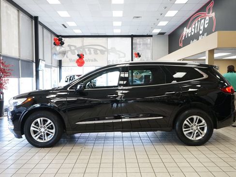 Used 2020 Buick Enclave Essence w/ Sound and Sites Package AWD/4WD image 3