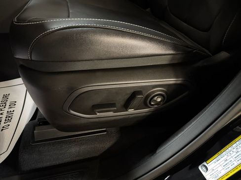 Used 2022 Jeep Grand Cherokee Limited 4xe w/ Luxury Tech Group II image 13