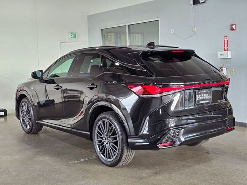 Used 2023 Lexus RX 500h 500h F SPORT Performance w/ Accessory Package (Z1) image 6