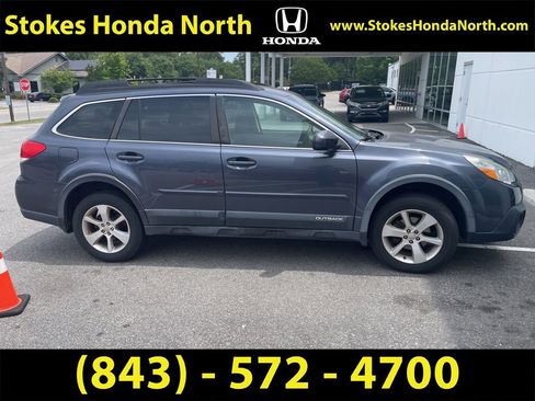 Used 2014 Subaru Outback 2.5i Premium AWD/4WD image 4