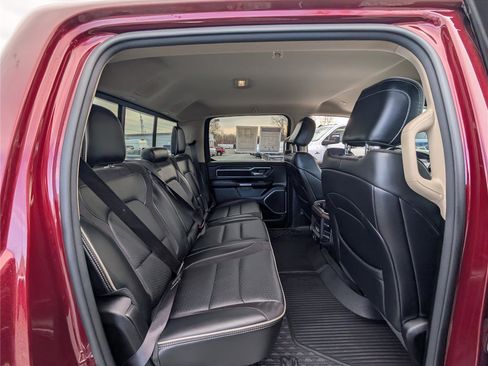 Used 2021 RAM 1500 Laramie image 12