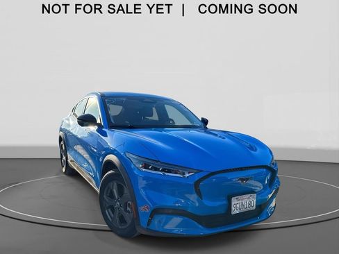 Used 2023 Ford Mustang Mach-E Select image 1