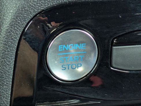 Used 2023 Ford Escape ST-Line w/ Tech Pack #1 FWD image 31