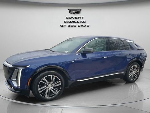 Certified 2024 Cadillac Lyriq Luxury image 4