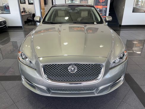 Used 2013 Jaguar XJ RWD image 9