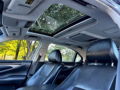 Used 2014 Lexus LS 600h L image 55