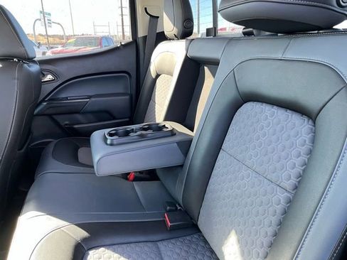 Used 2016 Chevrolet Colorado Z71 image 17