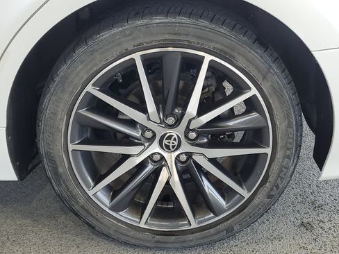 Used 2022 Toyota Camry XLE FWD image 7