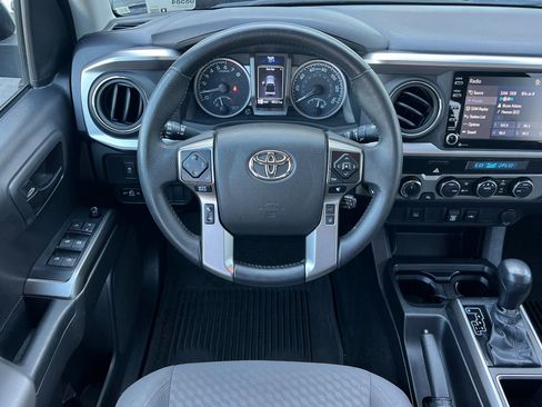 Certified 2023 Toyota Tacoma SR5 AWD/4WD image 14