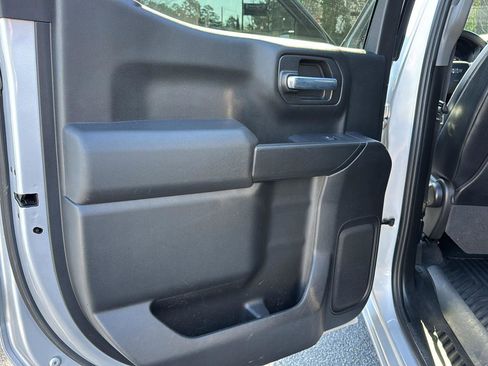 Used 2020 Chevrolet Silverado 1500 Custom Trail Boss w/ Custom Convenience Package image 15