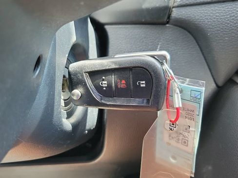Certified 2020 Toyota RAV4 LE FWD image 22