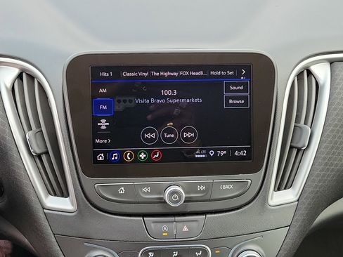 Used 2024 Chevrolet Malibu LT FWD image 25