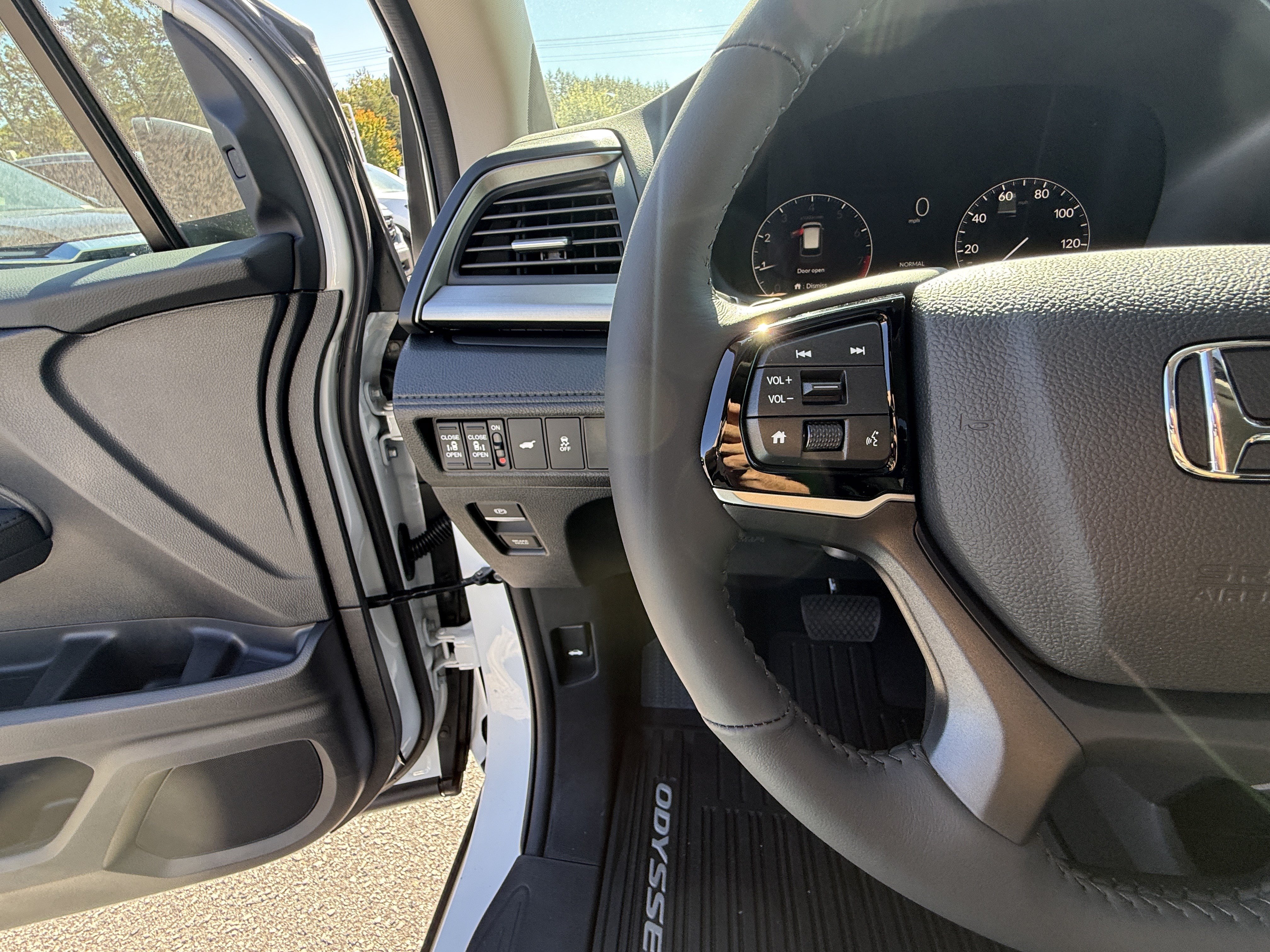 New 2027 Honda Odyssey EX-L image 19