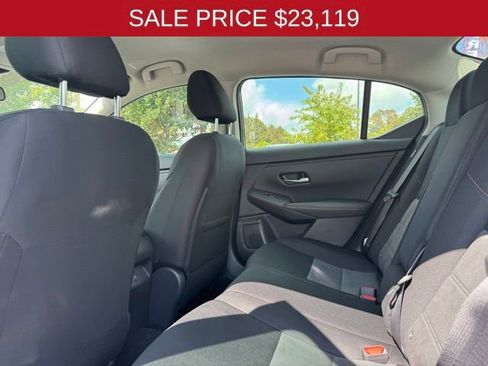 New 2025 Nissan Sentra SR image 39