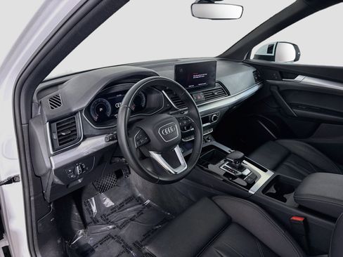 Used 2025 Audi Q5 2.0T Premium AWD/4WD image 23