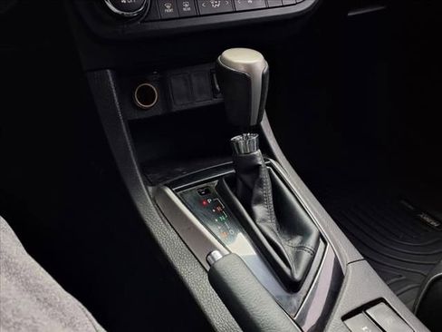 Used 2015 Toyota Corolla S image 15