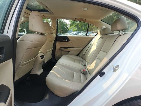 Used 2016 Honda Accord EX-L image 10