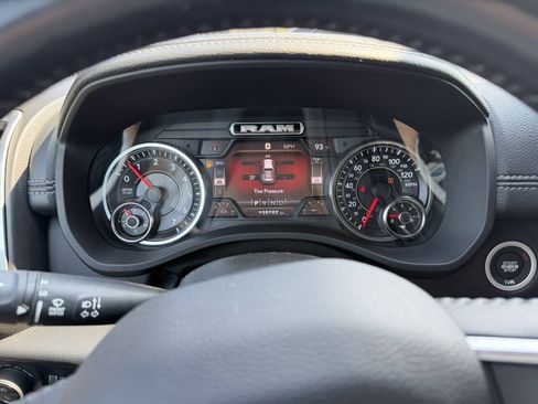 Used 2021 RAM 1500 Laramie w/ Sport Appearance Package AWD/4WD image 21