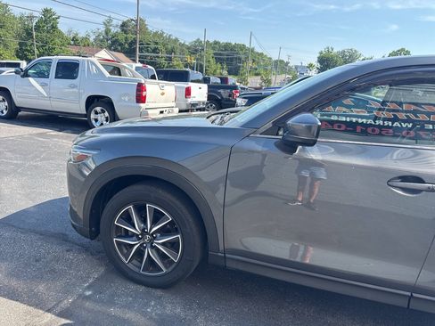 Used 2018 MAZDA CX-5 Grand Touring w/ Premium Package AWD/4WD image 4