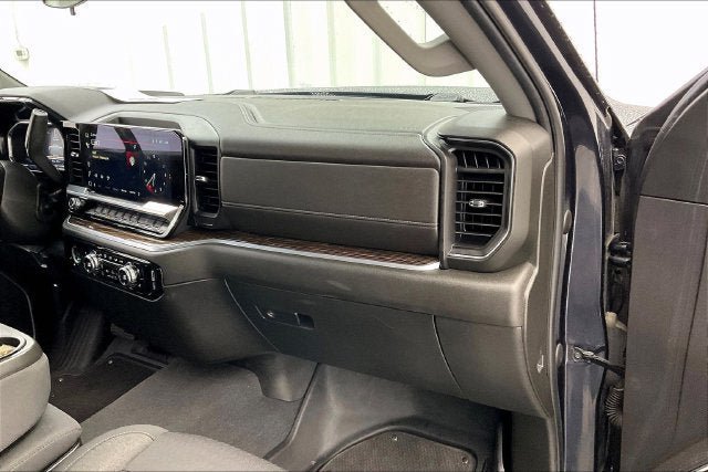 Certified 2022 GMC Sierra 1500 Elevation w/ X31 Off-Road Package AWD/4WD image 17