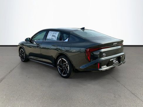 New 2025 Kia K4 GT-Line image 5