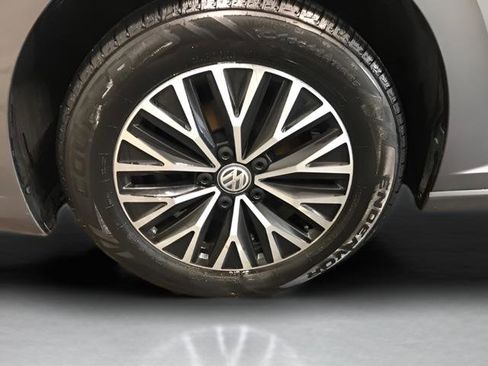 Used 2020 Volkswagen Jetta SE FWD image 10