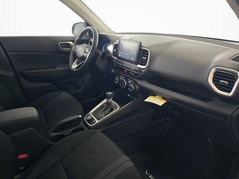 New 2026 Hyundai Venue SEL FWD image 43
