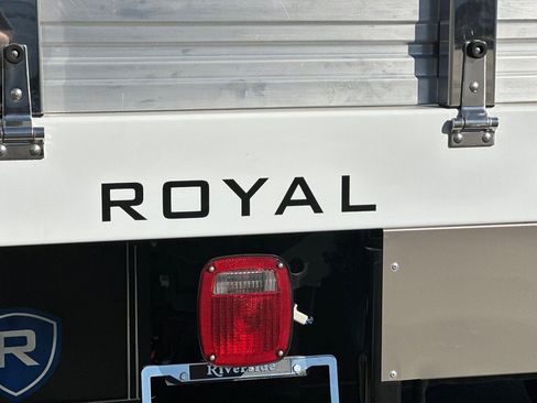 New 2024 Ford F550 2WD Regular Cab Super Duty image 23