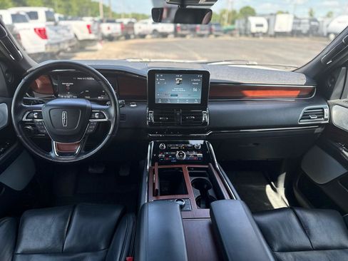 Used 2021 Lincoln Navigator L Reserve AWD/4WD image 21