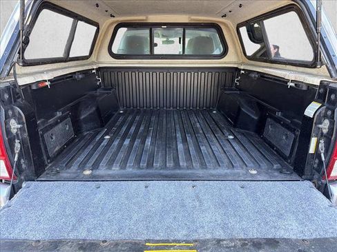 Used 2016 Toyota Tacoma SR w/ SR Convenience Package RWD image 18