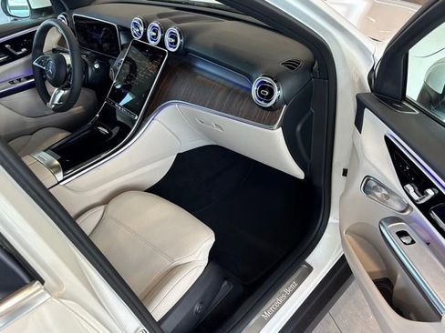 New 2026 Mercedes-Benz GLC 300 4MATIC image 22