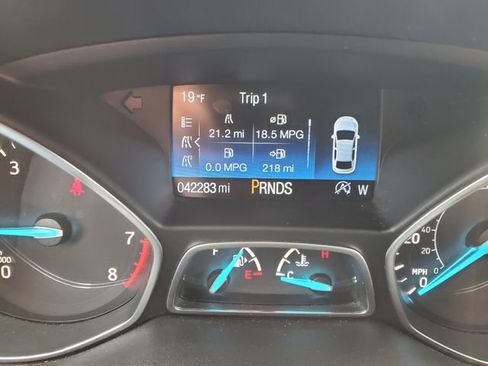 Used 2018 Ford Escape SE image 24