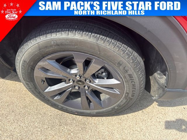 Used 2023 Ford Explorer XLT w/ Equipment Group 202A RWD image 7