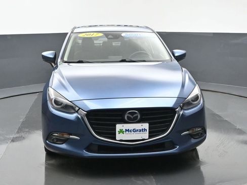 Used 2017 MAZDA MAZDA3 Grand Touring w/ Premium Equipment Package FWD image 4