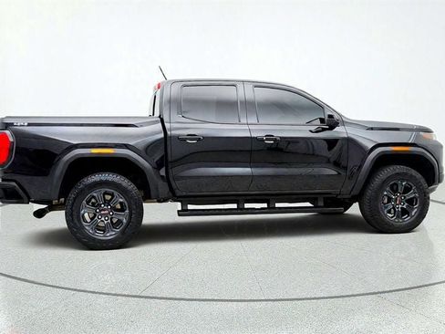 Used 2024 GMC Canyon Elevation w/ Elevation Premium Package AWD/4WD image 4