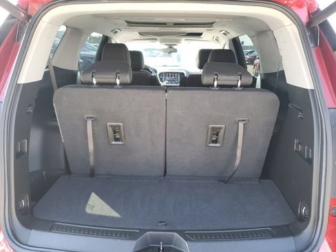 Used 2022 GMC Acadia SLE w/ Driver Convenience Package AWD/4WD image 9