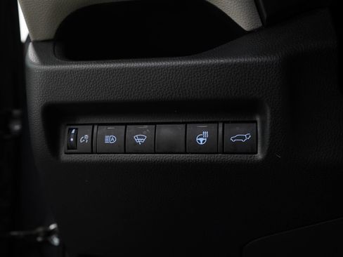 Used 2021 Toyota RAV4 XLE Premium AWD/4WD image 27