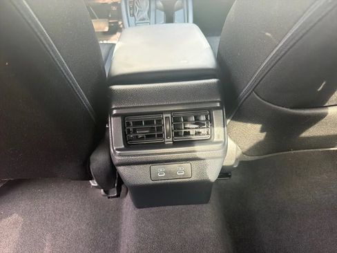 Used 2025 Honda Accord LX image 11