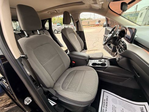 Used 2020 Ford Escape SE FWD image 12