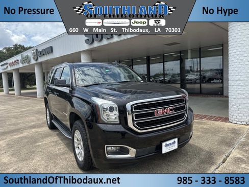 Used 2017 GMC Yukon SLT image 1
