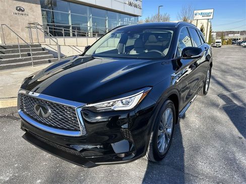 Certified 2024 INFINITI QX50 Luxe image 4