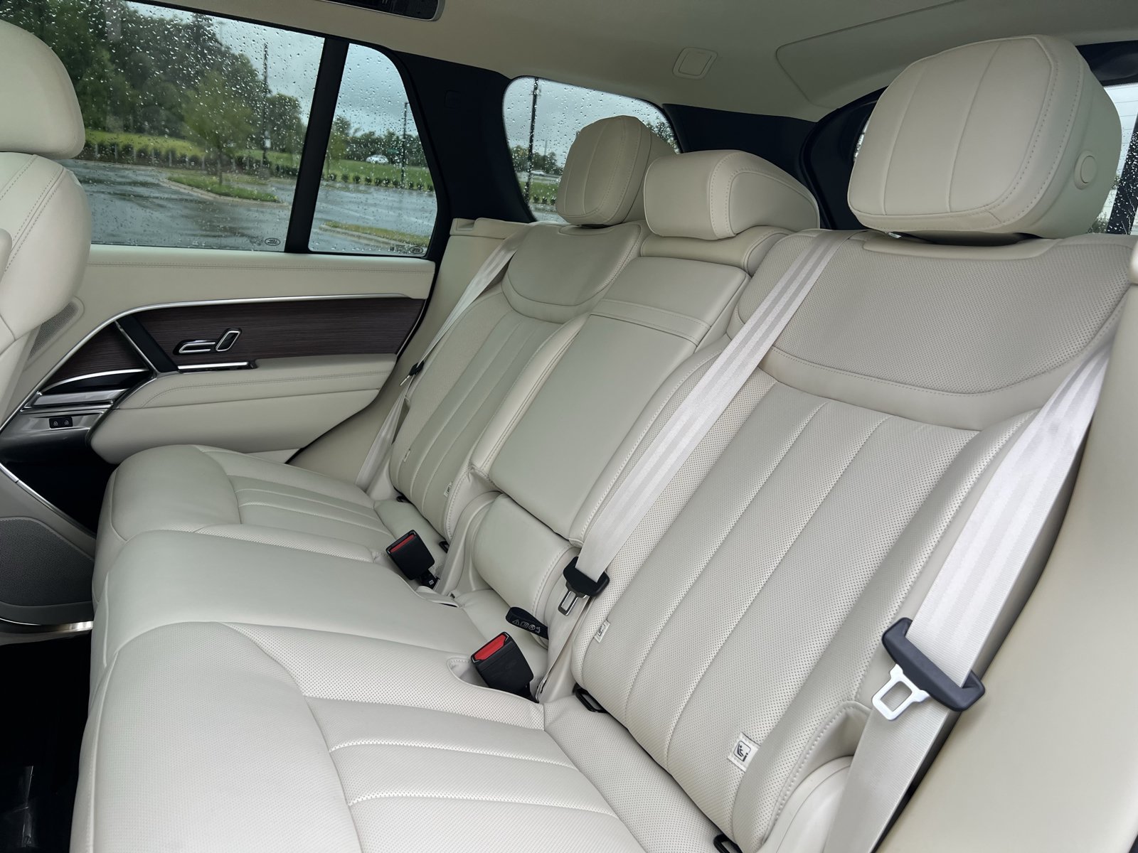 New 2026 Land Rover Range Rover SE AWD/4WD image 5