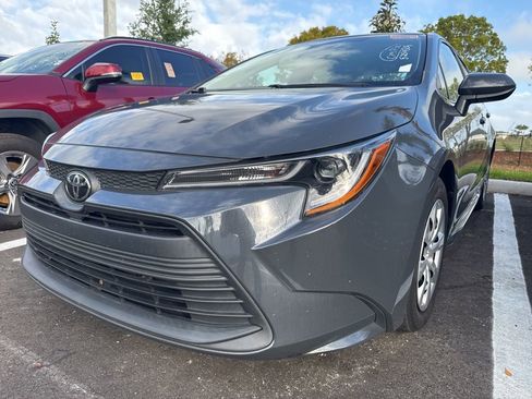 Used 2024 Toyota Corolla LE image 10