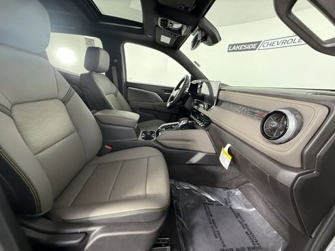 New 2026 Chevrolet Colorado ZR2 w/ Technology Package image 17