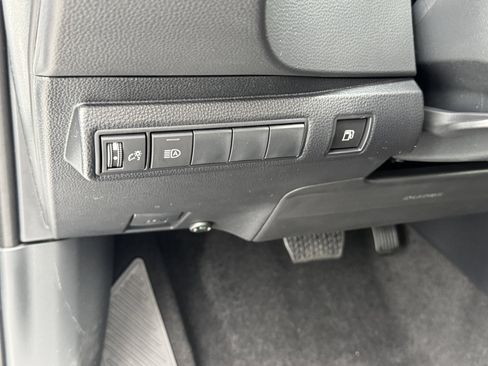 New 2026 Toyota Corolla LE image 17